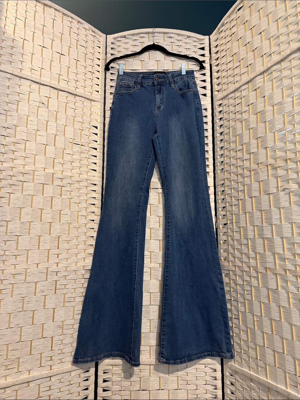 ALLOY Women's Dark Indigo Flare Jeans In size 6
